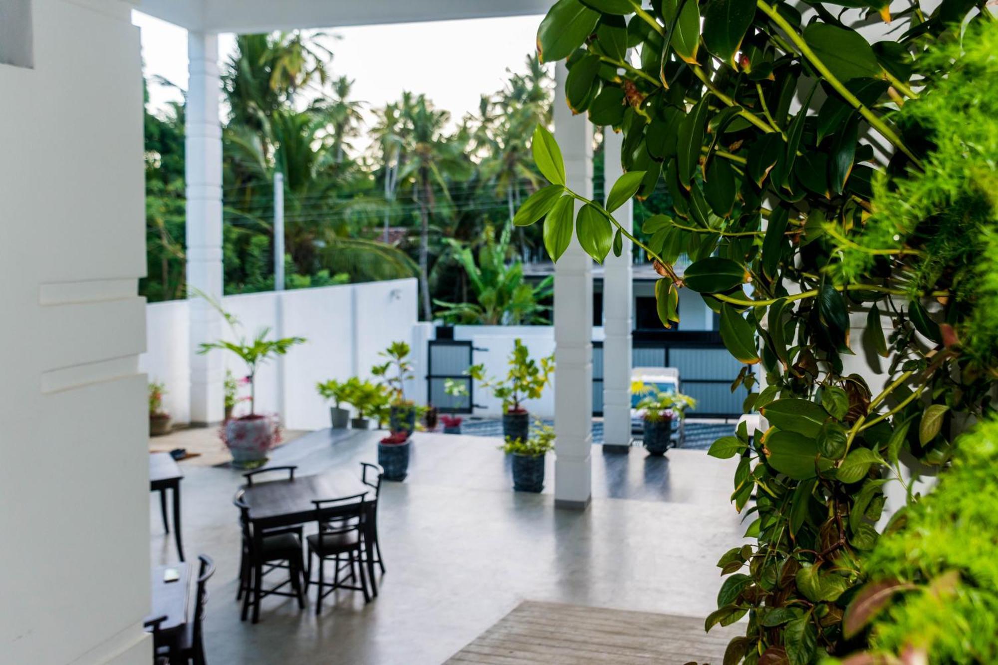 Zodiak Hotel Tangalle Exterior foto